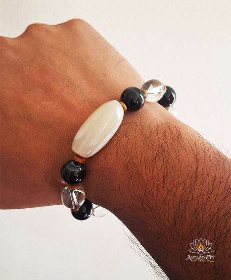 Crystal Energy Bracelet (White agate, Black agate, Clear quartz)