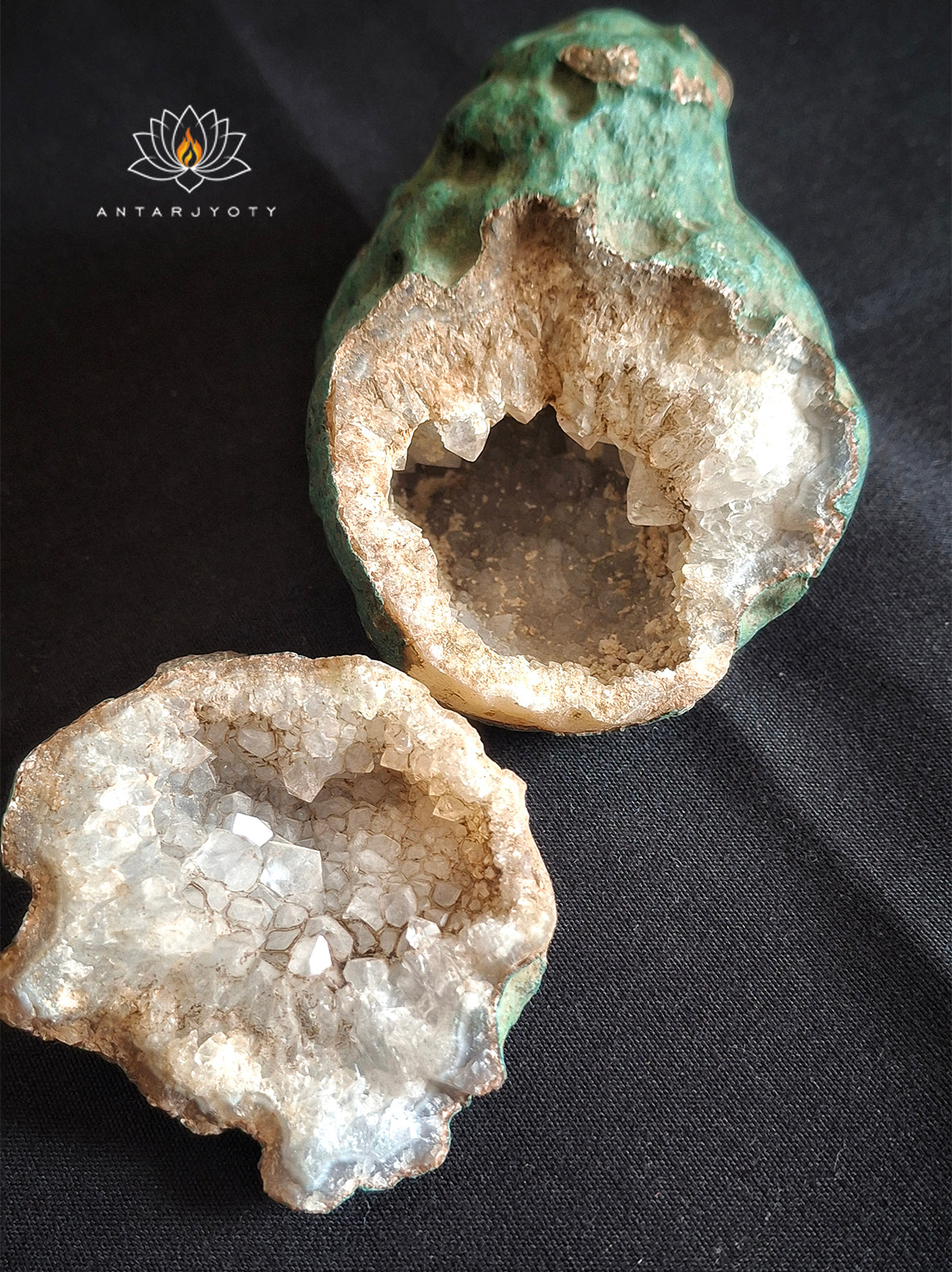 Natural Cystal Geode